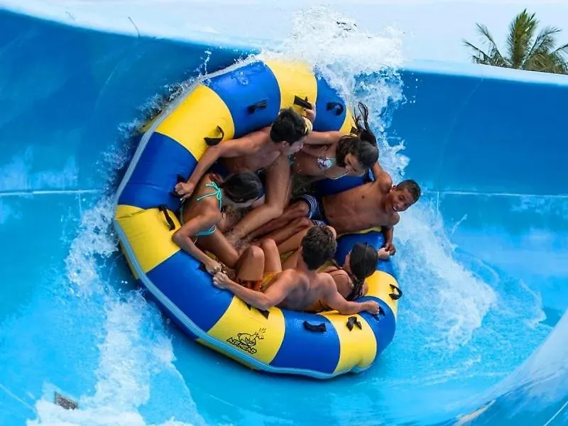 Little Santorini Retreat - Family Home Near Theme Parks Pimpama Holiday home